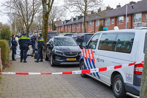 Forensische Opsporing Doet Onderzoek In Woning Bussum