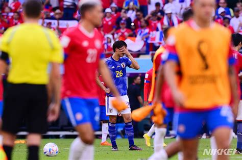 日経 写真映像 On Twitter 【カタールw杯 コスタリカに敗れる】 日本代表は後半、コスタリカ・フジェル選手のシュートで先制を許し