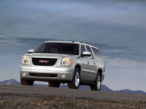 GMC Yukon XL Specs & Photos - 2008, 2009, 2010, 2011, 2012, 2013 ...