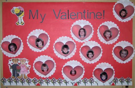 1 - 2 - 3 Learn Curriculum: Bee My Valentine Bulletin Board