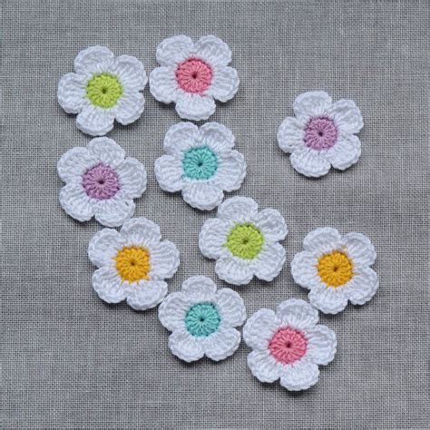 Mini Crochet Flowers White Tiny Applique Knit Small Flower Etsy