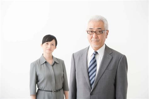 公務員の定年延長とは？いつから？早見表や図解付きでわかりやすく解説 咲くやこの花法律事務所