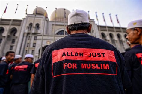 Malaysia Tarik Balik Rayuan Mengenai Penggunaan Kalimah Allah Oleh