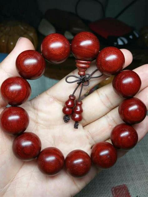 Red Sandalwood 20 Mm Bracelet At Best Price In Kolkata By Kolkata Red