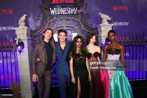 Percy Hynes White Hunter Doohan Jenna Ortega Emma Myers And Joy News Photo Getty Images