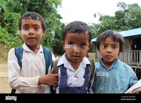 Nepal School Uniform Hi Res Stock Photography And Images Alamy