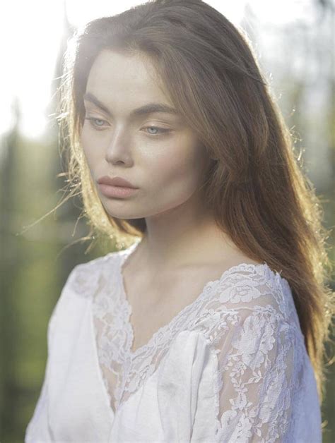 Камилла Смогулецкая (Zusje): биография, фото, бои