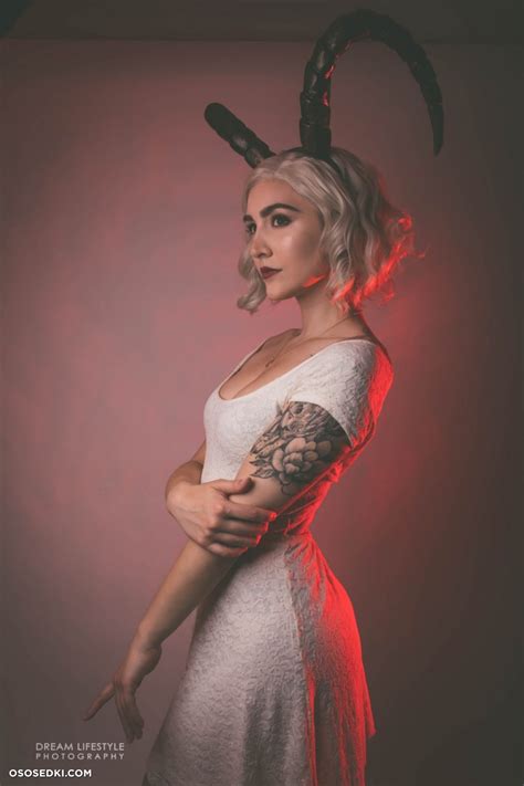 Luxlo Chilling Adventures Of Sabrina Cosplay Naked Cosplay Asian