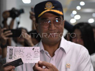 Layanan Ka Bandara Dari Stasiun Manggarai Antara Foto