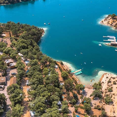 Camping Dans Le Verdon Au Bord Du Lac D Esparron De Verdon