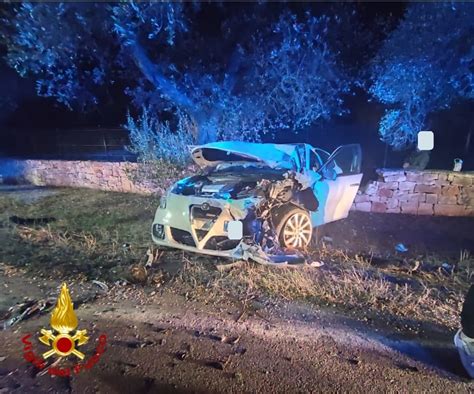 Ostuni Scontro Tra Due Auto Feriti I Conducenti