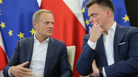 Nowy sondaż Tusk i Hołownia mogą mieć powody do niepokoju Wiadomości