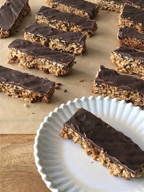 Maple Pecan And Chocolate Bars Baking With Aimee