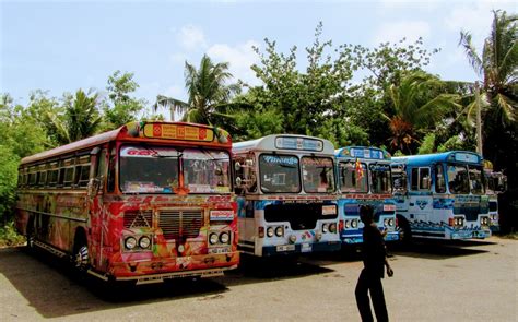 Sri Lanka Buses. Traveling around Sri Lanka on cheap and colorful buses. – Fish Ear Soup