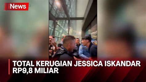 Tiba Di Polda Metro Tersangka Kasus Penipuan Jessica Iskandar Bungkam