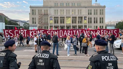 Ulrich Schneider über Abgrenzung bei Demos Rechten fürchten