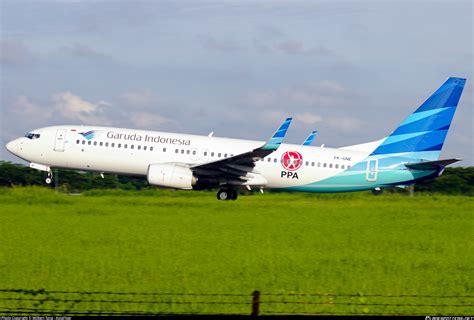 PK GNE Garuda Indonesia Boeing 737 8U3 WL Photo By Wilbert Tana