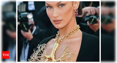 Topless Bella Hadid Gets Spray On Dress On Runway English Movie News