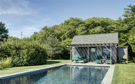 Own Julianne Moores Pond Front Montauk Compound For 35m 6sqft