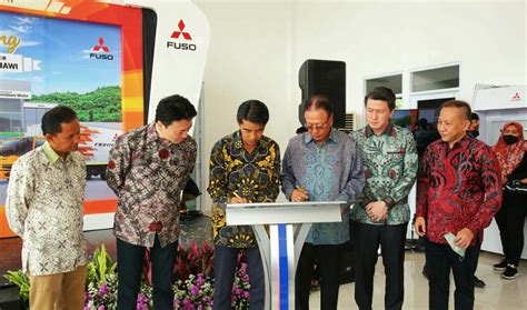 Pt Krama Yudha Tiga Berlian Motors Ktb Bangun Dealer S Baru Di