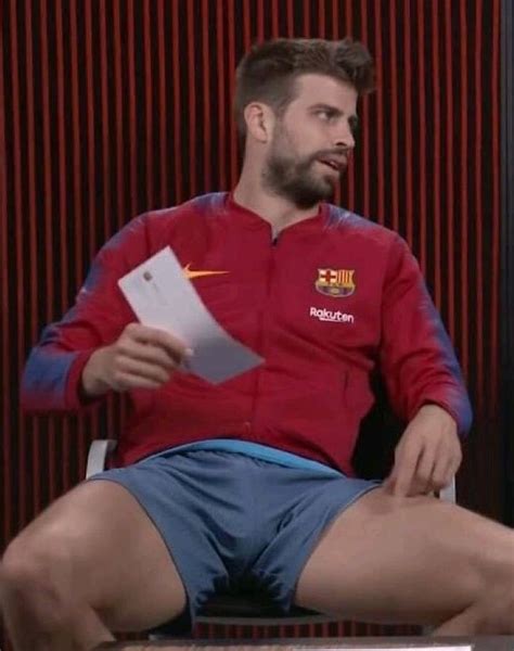 Tavo Santos on Twitter RT SoyTavoSantos Hola Gerard Piqué Adiós Babo