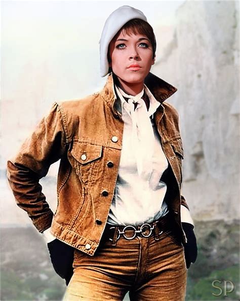 Linda Thorson As Tara King In The Avengers Avengers Girl New Avengers