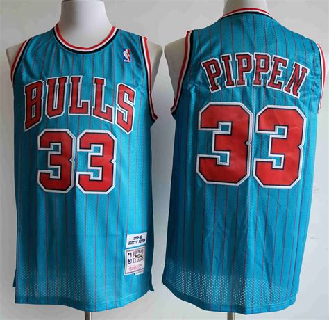 Bulls 33 Scottie Pippen Blue 1995 96 Hardwood Classics Swingman Jersey