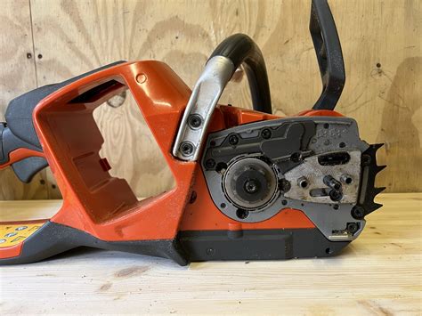 Review Husqvarna 540i XP Battery Powered Chainsaw Jack Wallington