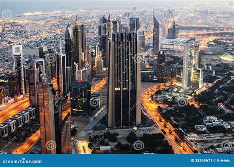 Le Centre Ville De Dubaï Emirats Arabes Unis La Vue De Burj Khalifa