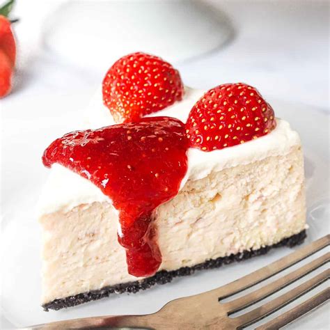 Oreo Strawberry Cheesecake | Decorated Treats