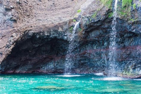 LUCKY LADY Deluxe Na Pali Morning Snorkel Tour