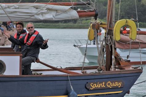 EN IMAGES Festival du Chant de Marin à Paimpol revivez l arrivée des