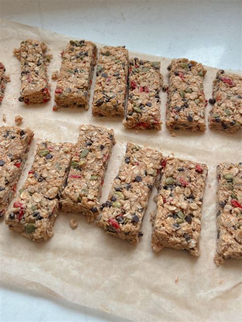 Healthy No-Bake Chewy Granola Bars