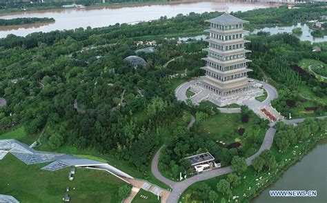 Scenery Of Qujiang Lake Heritage Park In Xi An China S Shaanxi