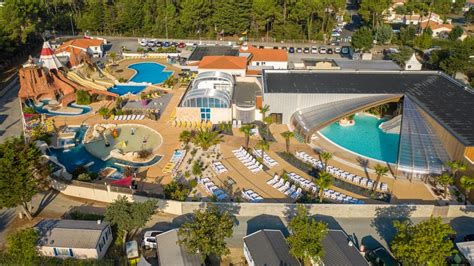 Les Genêts Votre camping avec parc aquatique vendée Les Genêts