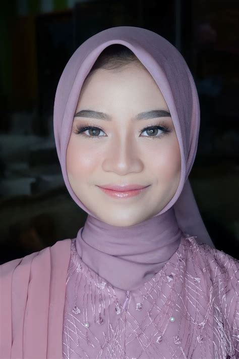 Make Up Graduate Dress Makeup Hijab Makeup Makeup Wisuda Hijab Flawless