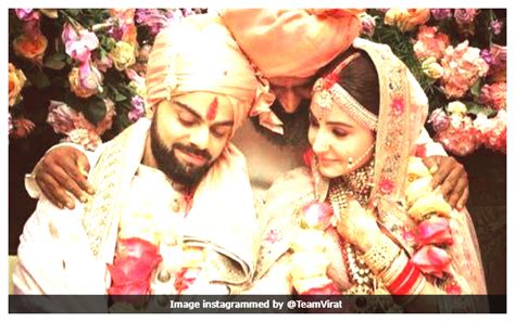 Anushka Sharma And Virat Kohli Wedding Mehndi Baraat Pictures New