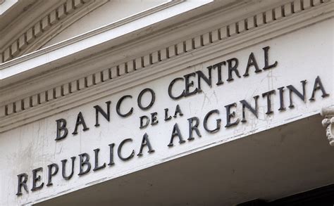 Tras La Suba Del Dólar El Banco Central Incrementó La Tasa De Interés