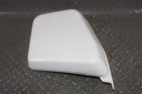 Hummer H Summit White Passenger Side Right Rh Cowl Vent Panel