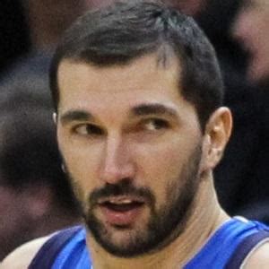 Peja Stojakovic - Bio, Facts, Family | Famous Birthdays