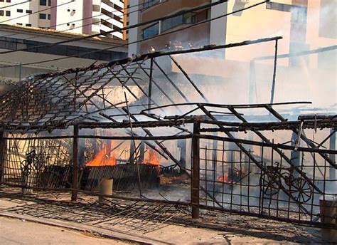 G Inc Ndio Atinge Restaurante No Bairro Da Pituba Em Salvador