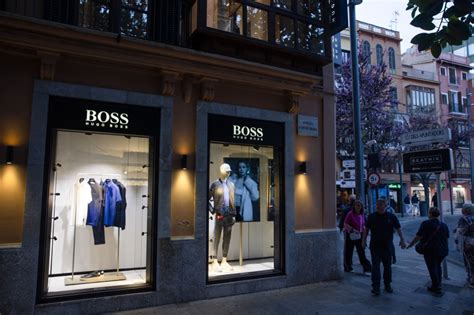 “Hugo Boss”-ийн орлого 10 хувиар өсөж, €1 тэрбум болов