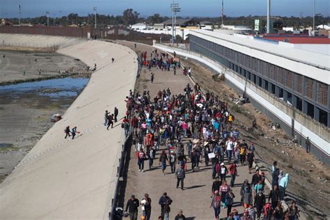 Detienen Tr Fico Fronterizo En Concurrido Cruce Entre M Xico Y Ee Uu