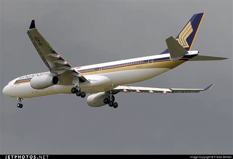 V Stf Airbus A Singapore Airlines Frikkie Bekker Jetphotos