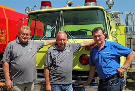 50 Feuerwehr Oldtimer Treffen Sich In Hartmannsdorf Blick Mittelsachsen