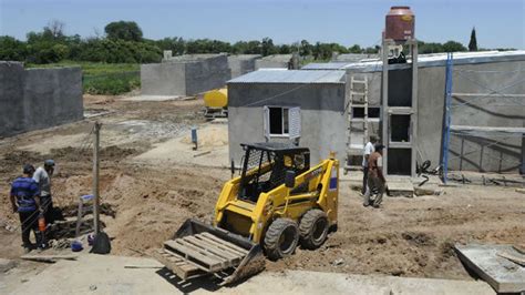 Mudar N La Villa Que Est Sobre La Banquina De La Autopista A Buenos Aires