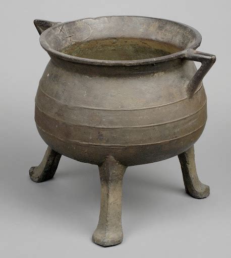 Three-legged pot or grapen — Google Arts & Culture