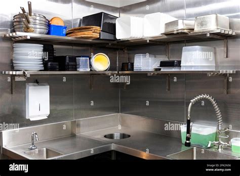 Commercial Dishwashing Hi Res Stock Photography And Images Alamy