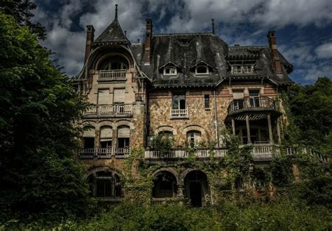 Pin by Maria on фото Abandoned mansions Abandoned houses Abandoned