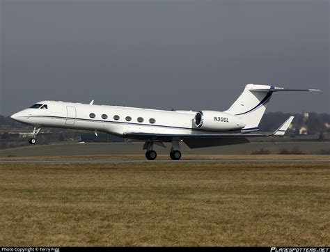 N300L Private Gulfstream Aerospace G V Gulfstream V Photo By Terry Figg